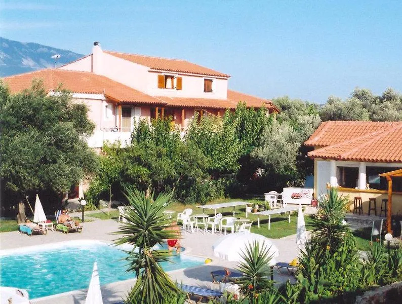 Pythos Apartments Svoronata